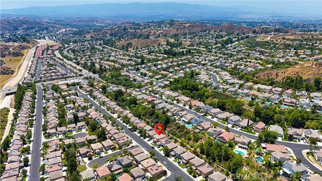 28549 Silverking Trail, Saugus, CA 91390