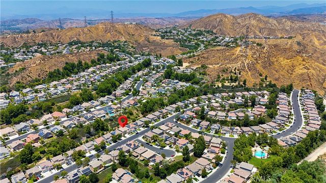 28549 Silverking Trail, Saugus, CA 91390