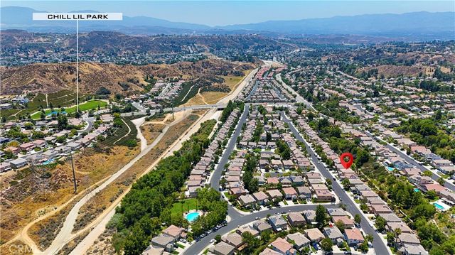 28549 Silverking Trail, Saugus, CA 91390