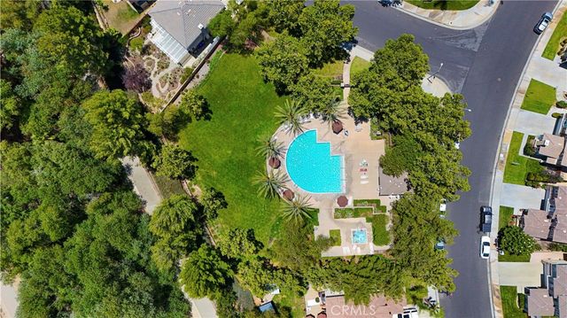 28549 Silverking Trail, Saugus, CA 91390