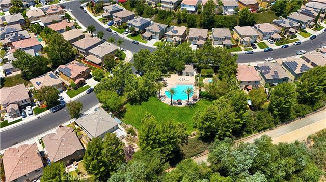 28549 Silverking Trail, Saugus, CA 91390