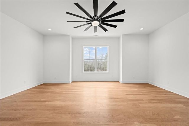 1250 HAYS MILL Road, Carrollton, GA 30117