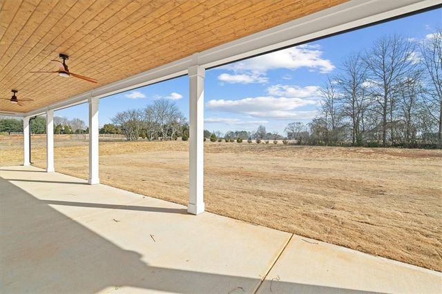 1250 HAYS MILL Road, Carrollton, GA 30117