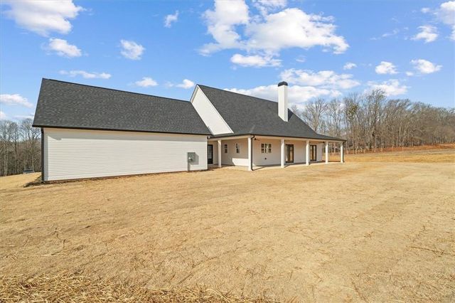 1250 HAYS MILL Road, Carrollton, GA 30117