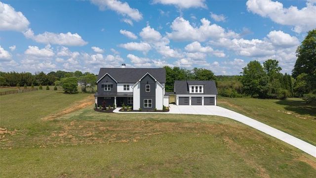 1250 HAYS MILL Road, Carrollton, GA 30117