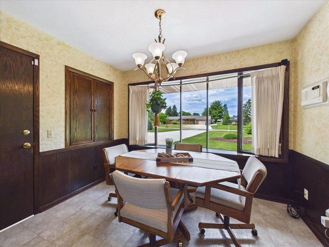 6689 Highland Drive, Windsor, WI 53598