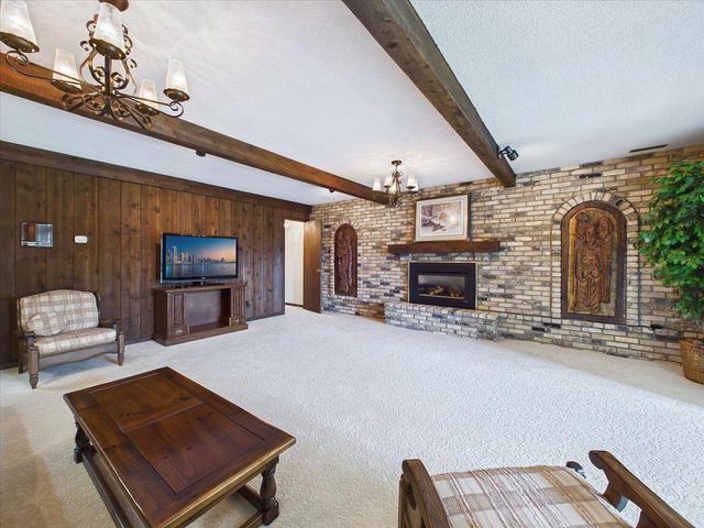 6689 Highland Drive, Windsor, WI 53598
