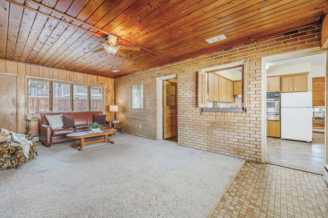 4108 Halifax Avenue N, Robbinsdale, MN 55422