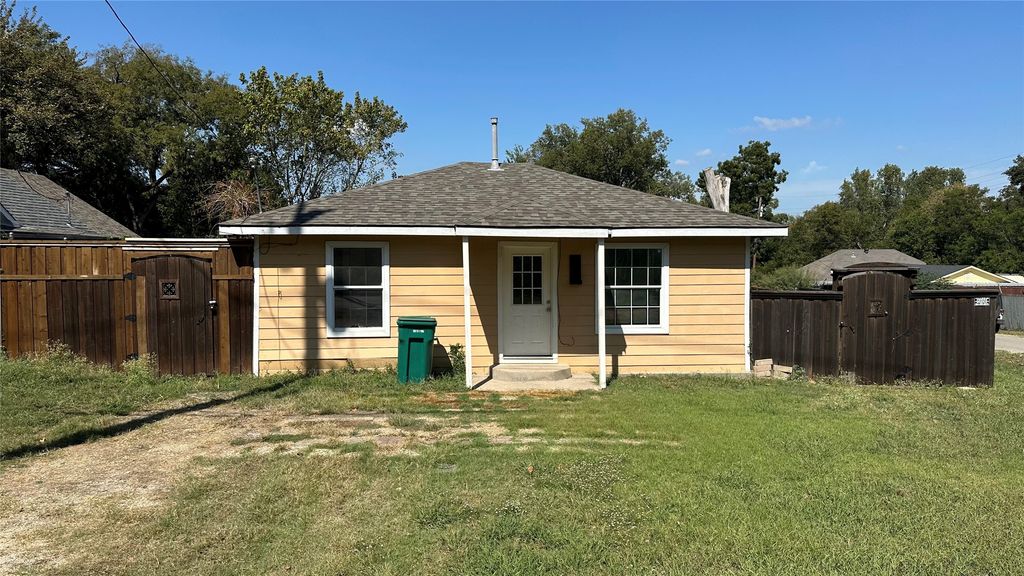 315 Johnson Street, Wilmer, TX 75172