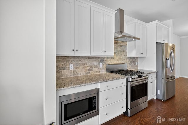 67 Grabowski Drive, Sayreville, NJ 08859