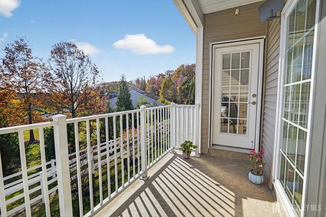 67 Grabowski Drive, Sayreville, NJ 08859