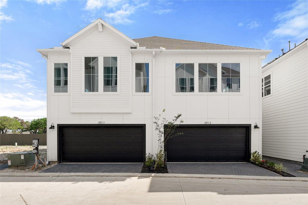 3909 Willowbend Point Drive, Houston, TX 77025