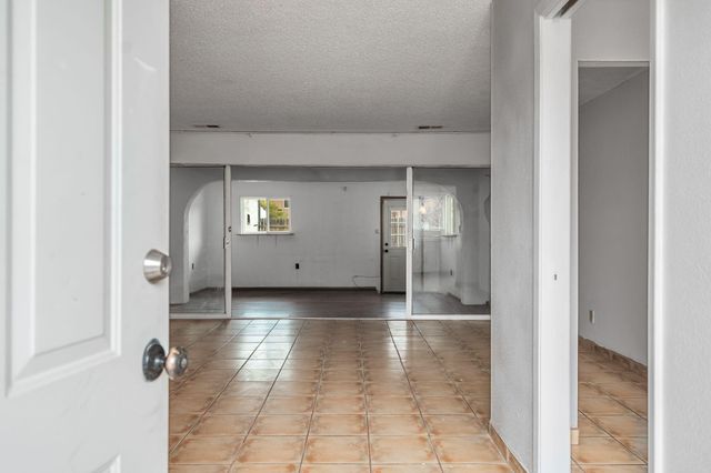 105 Horizon Vista Boulevard, Belen, NM 87002