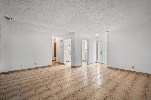 105 Horizon Vista Boulevard, Belen, NM 87002