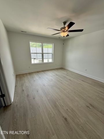 8848 Chapman Trace Way, Knoxville, TN 37920