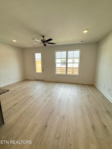 8848 Chapman Trace Way, Knoxville, TN 37920