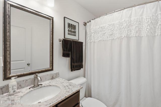 6322 Altacrest Lane, Knoxville, TN 37931