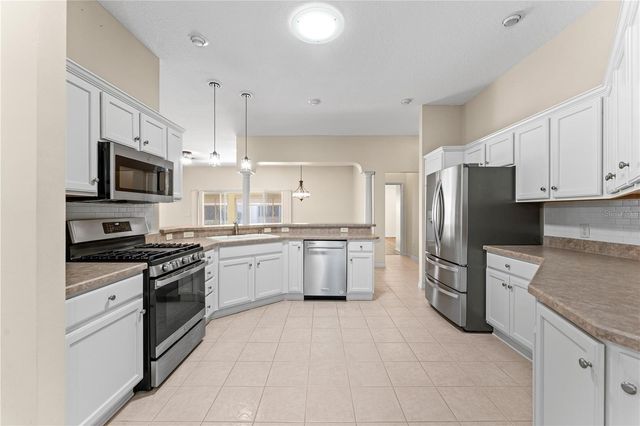 16905 SE 93RD CUTHBERT CIRCLE, The Villages, FL 32162