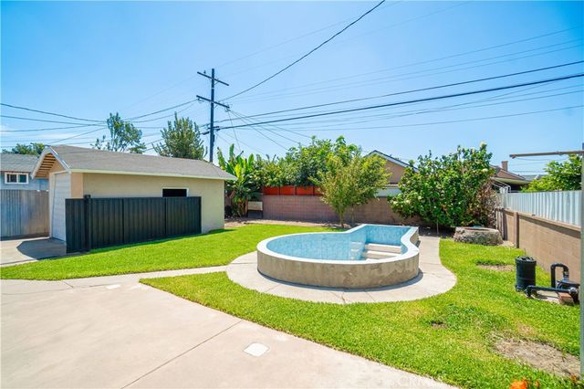 2828 Hill, Huntington Park, CA 90255