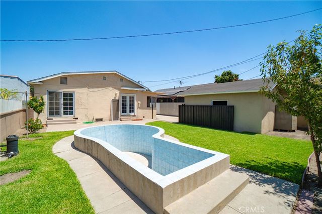 2828 Hill, Huntington Park, CA 90255