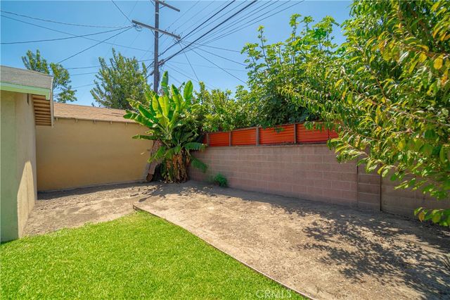 2828 Hill, Huntington Park, CA 90255