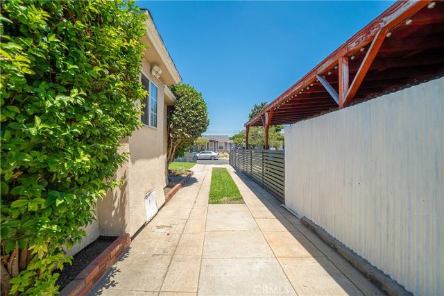 2828 Hill, Huntington Park, CA 90255