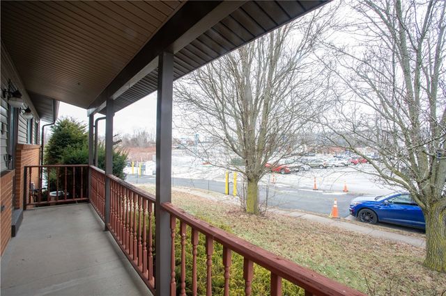 323 Olivia St., Vanport, PA 15009