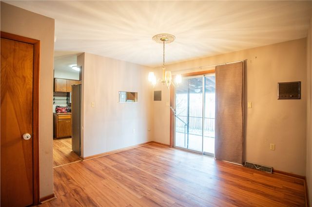 323 Olivia St., Vanport, PA 15009