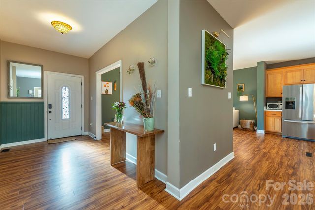 243 Scenic Ridge Drive, Hendersonville, NC 28792