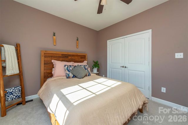 243 Scenic Ridge Drive, Hendersonville, NC 28792