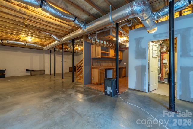 243 Scenic Ridge Drive, Hendersonville, NC 28792