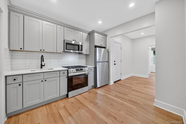 79 Main Street 2W, Ossining, NY 10562