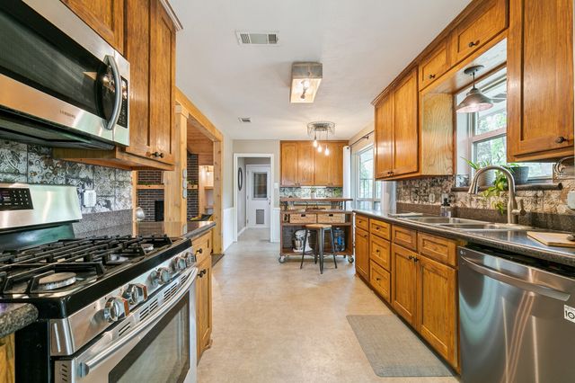 5505 Valley View Drive W, Colleyville, TX 76034