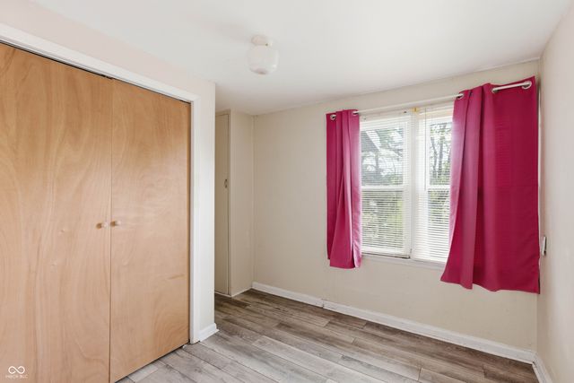 226 S 6th Avenue, Beech Grove, IN 46107