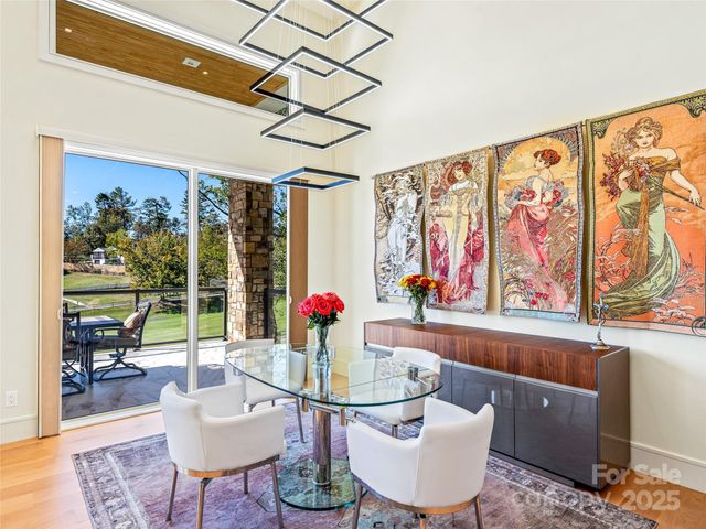 123 Wembley Road, Asheville, NC 28804