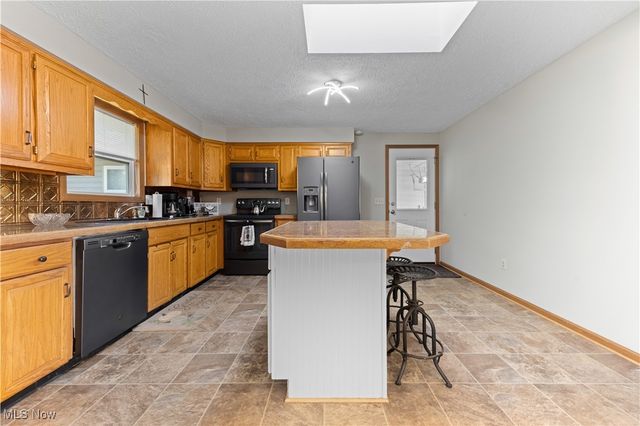 4550 Weymouth Road, Medina, OH 44256