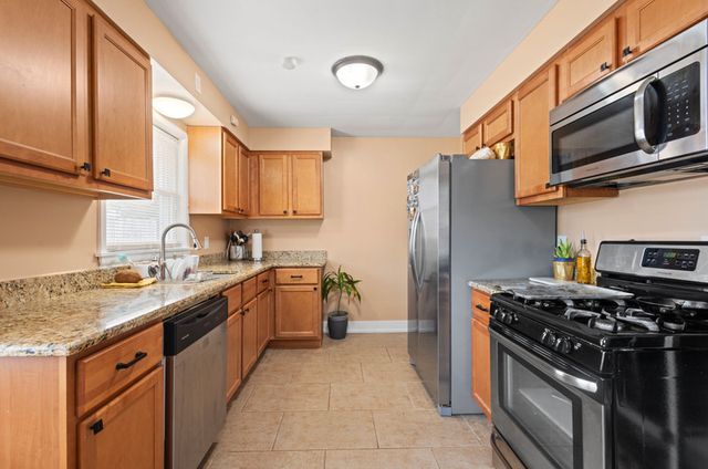 251 W 10th Street, Chicago Heights, IL 60411