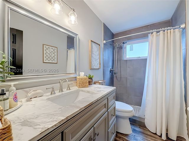 1150 NW 86th Ter, Pembroke Pines, FL 33024