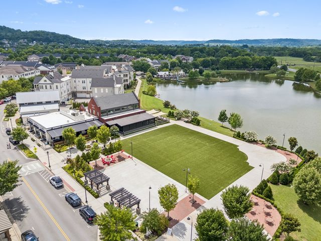 908 Jewell Ave, Franklin, TN 37064