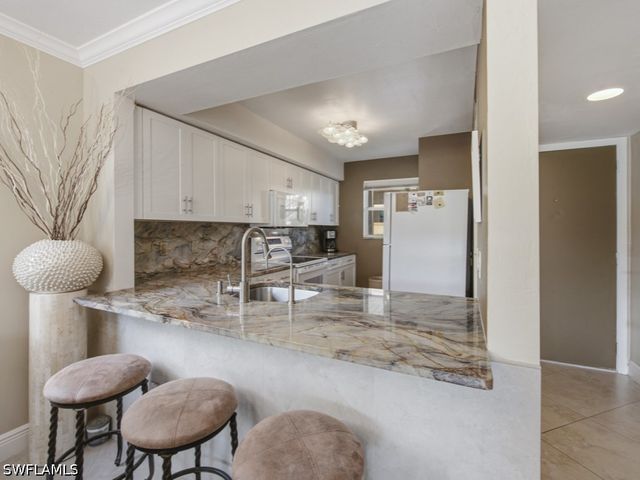 1060 Swallow AVE 107, Marco Island, FL 34145