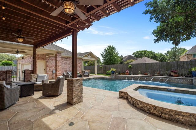 2123 White Eagle Lane, Katy, TX 77450