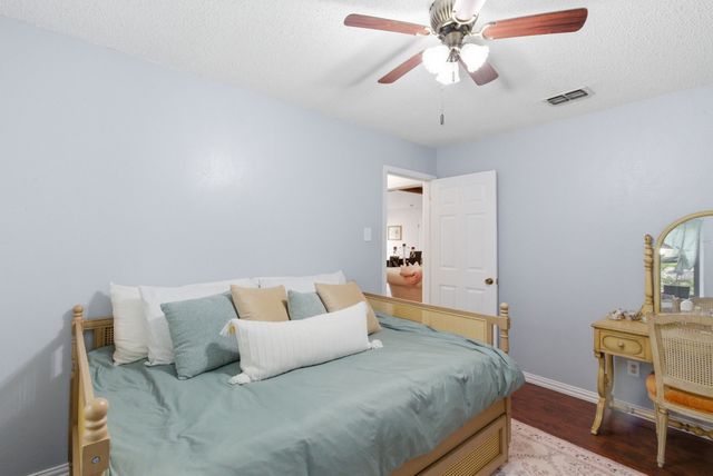 807 Keller Avenue, Benbrook, TX 76126