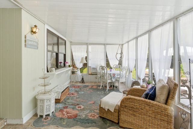 807 Keller Avenue, Benbrook, TX 76126