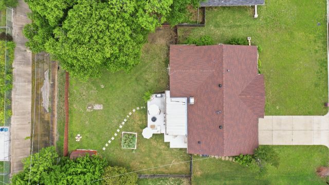 807 Keller Avenue, Benbrook, TX 76126