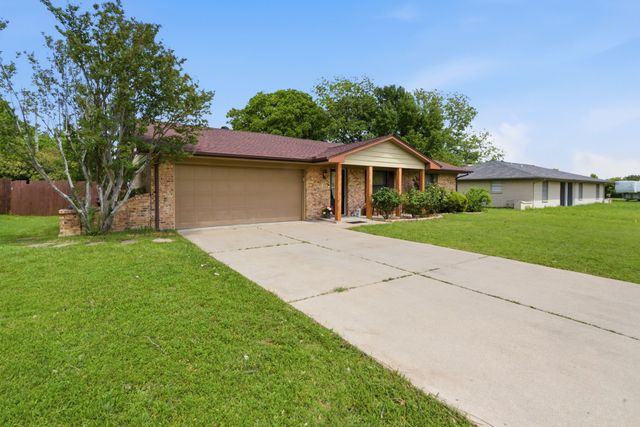 807 Keller Avenue, Benbrook, TX 76126