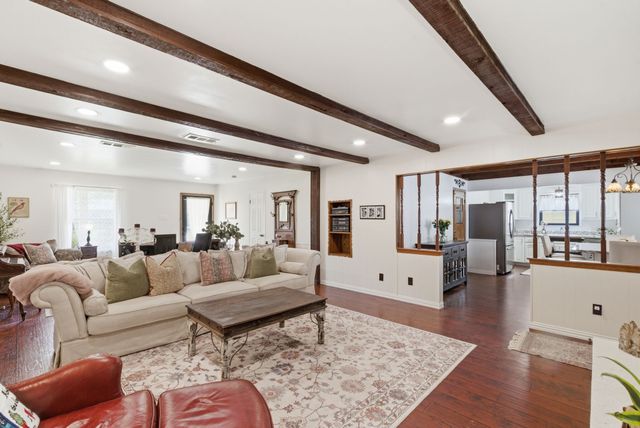 807 Keller Avenue, Benbrook, TX 76126