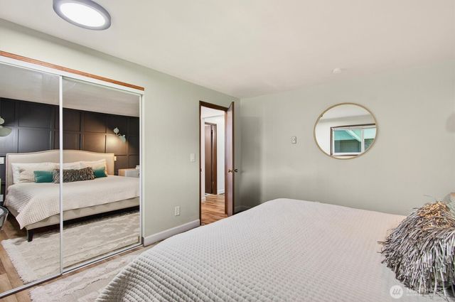 301 W Sunny Sands, Cathlamet, WA 98612