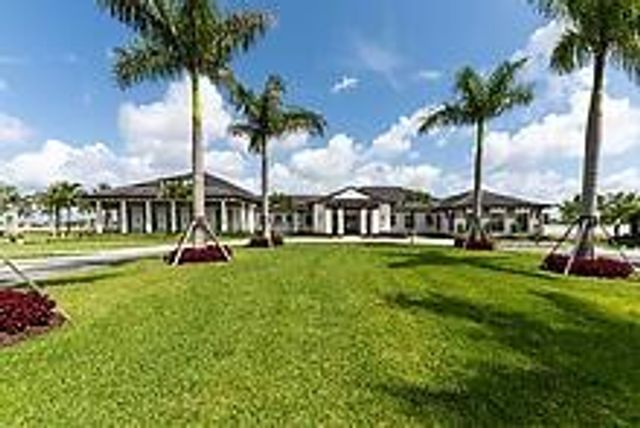 9228 Coral Isles Cir, Palm Beach Gardens, FL 33412