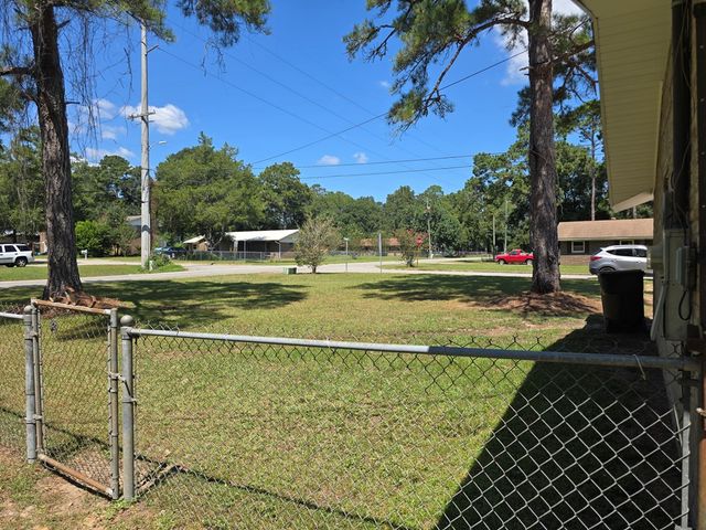 1 Pineway Drive, Daleville, AL 36322