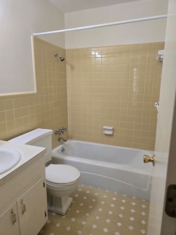 1 Pineway Drive, Daleville, AL 36322